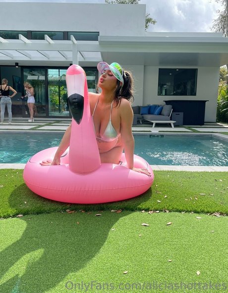 aliciashottakes onlyfans leaks naked