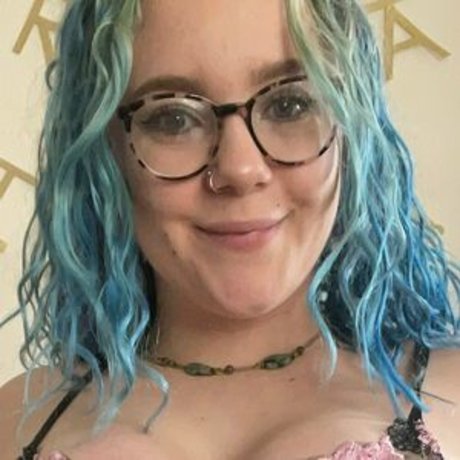 lowkeybabyyy onlyfans model photos