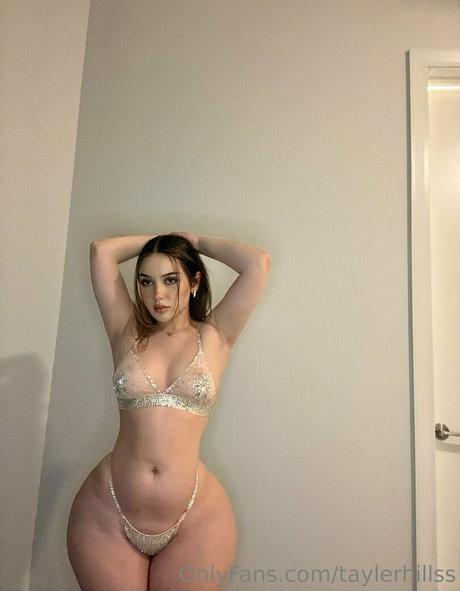 taylerhillss leaked onlyfans sextape