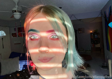 ellieopalfree is on onlyfans