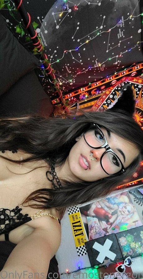 Emostonergorl Profile pic