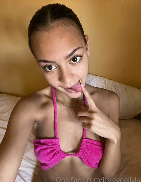 topcheerleader18 onlyfans model photos