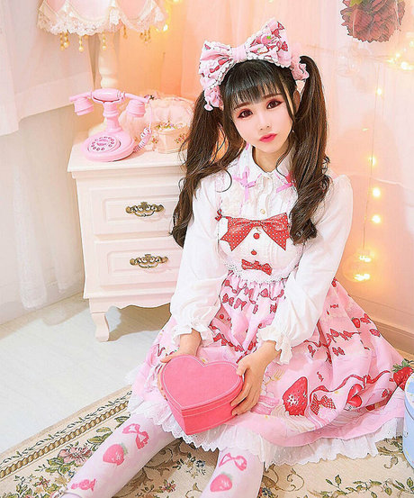 valentine8 official Profile pic