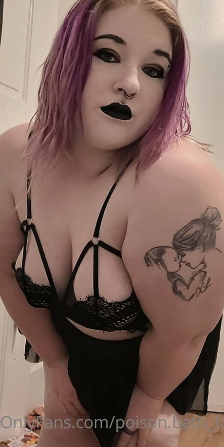 poison bath fairy onlyfans leak ass