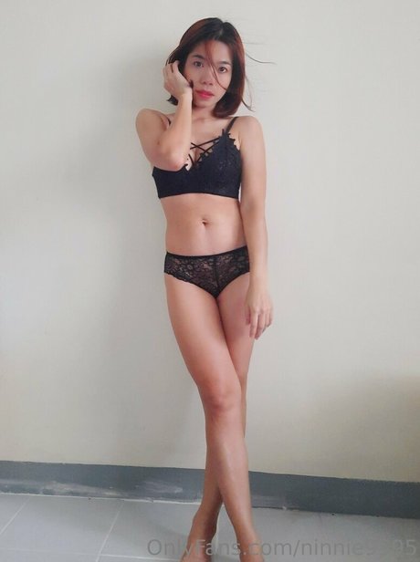 ninnie9595 onlyfans leaks