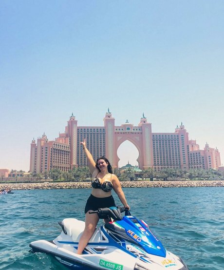 Rebecca Shortt onlyfans leaks xxx