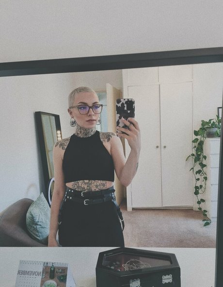 ohshannonsucks onlyfans nude photos