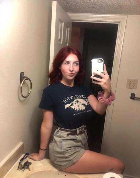 Megan Bitchell onlyfans sex leak