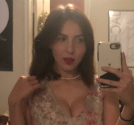 Megan Bitchell Profile pic