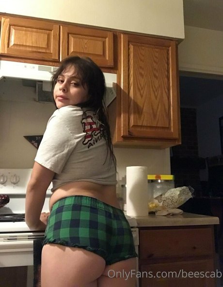 scabbee nude porn onlyfans