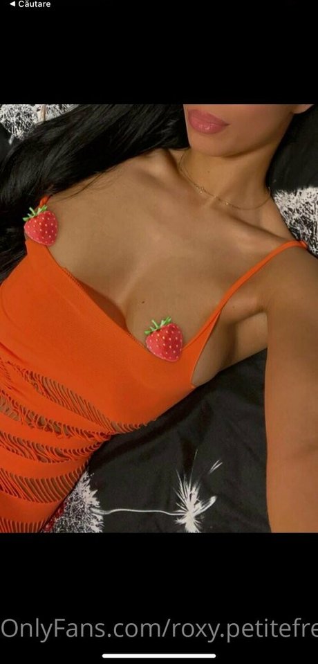 roxy petitefree onlyfans leaks porn
