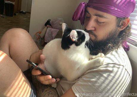 tantalizingtrifecta onlyfans archive