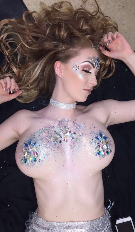 Aliceebrookees onlyfans leak naked