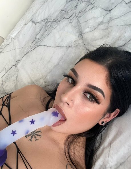 Carmenhanelx onlyfans leaked.