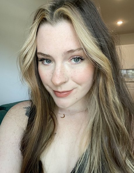 elfbxby porn onlyfans