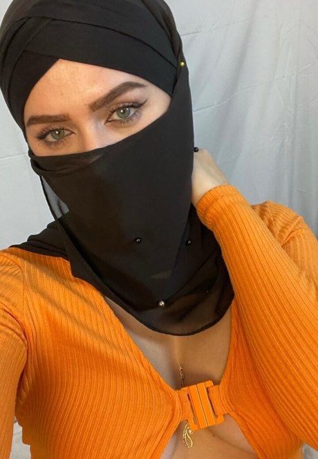 Mayaazari only fans nude leaks