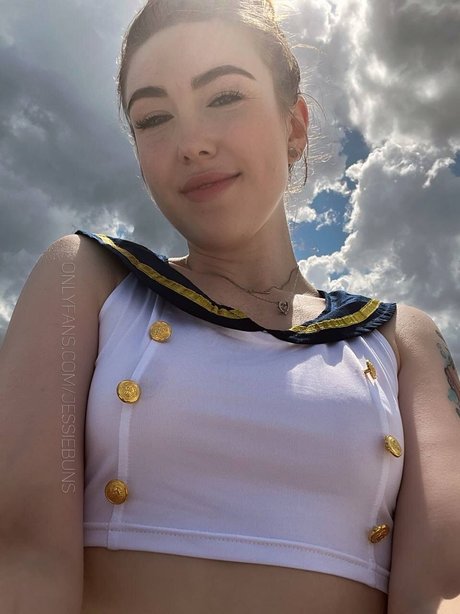 Jessiebuns onlyfans topless