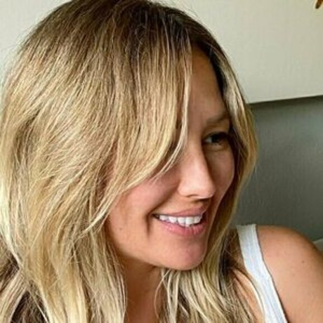 Amy Leigh Andrews onlyfans naked