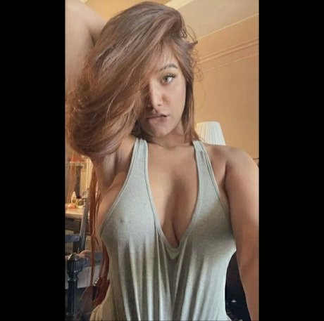 Poonam Pandey onlyfans sextape leak