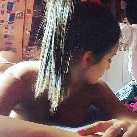 Antonella Victoria Corleto onlyfans naked leaks