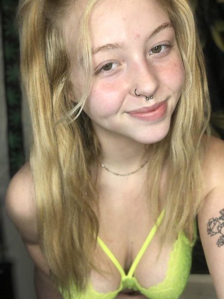 evababyyy onlyfans nude leaked