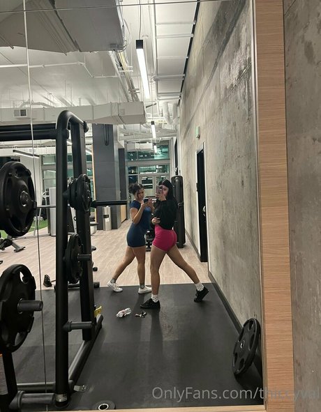 ThiccyVal ass onlyfans