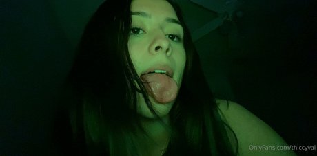 ThiccyVal only fans sex