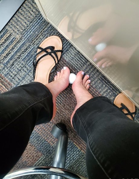 sweetfeet2187 onlyfans pics leaked