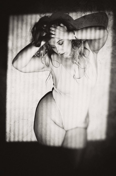 Summers VonHesse nude only fans