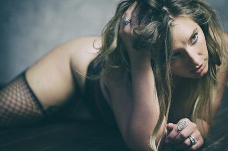 Summers VonHesse onlyfans nsfw