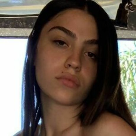 kyliebennet onlyfans creator