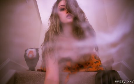 Izzy xx onlyfans leaked tits