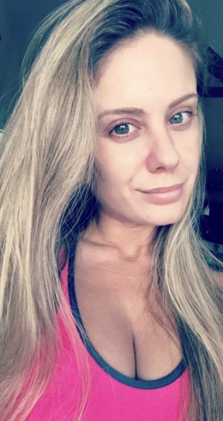 Midskarinnoelle onlyfans exposed