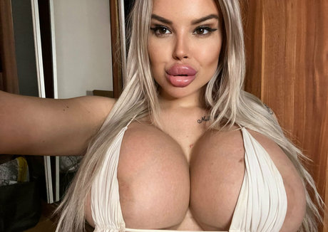 Barbiekristina naked onlyfans leak