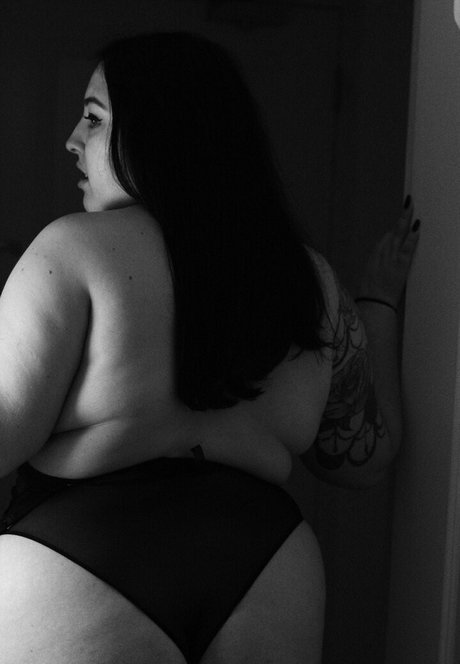 aprilfoxx onlyfans porn