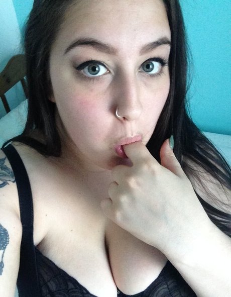 aprilfoxx onlyfans nude leaks