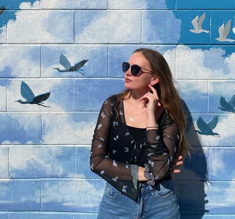 ASMR Darling only fans pics