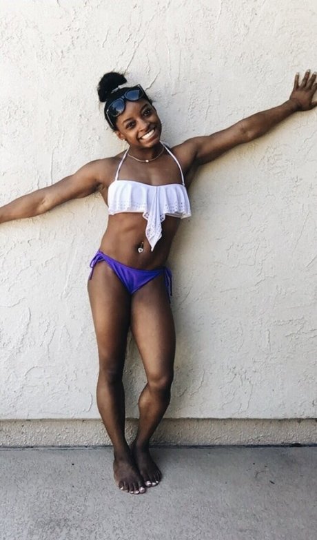 Simone Biles onlyfans free