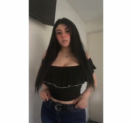 Samantha Fernandez nude on onlyfans