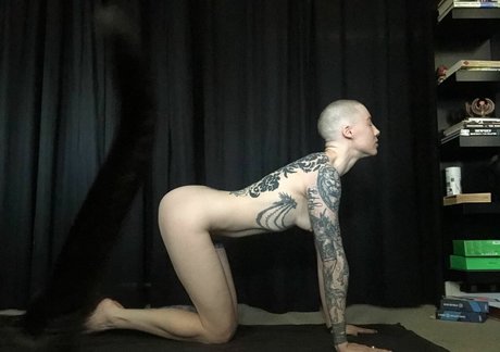 Comicbookgirl19 only fans leaked porn