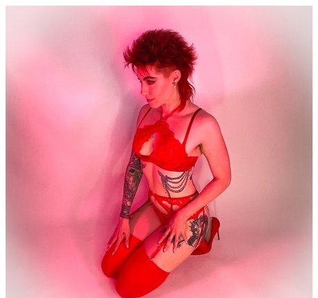 Comicbookgirl19 onlyfans sextape leak