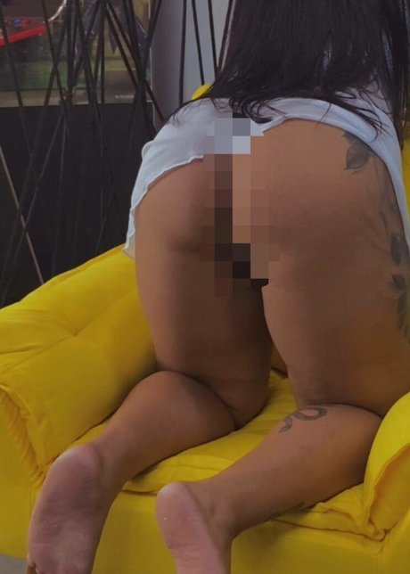Larissa Leite tits onlyfans