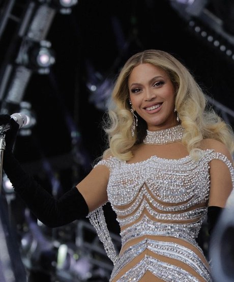 Beyonce onlyfans strip