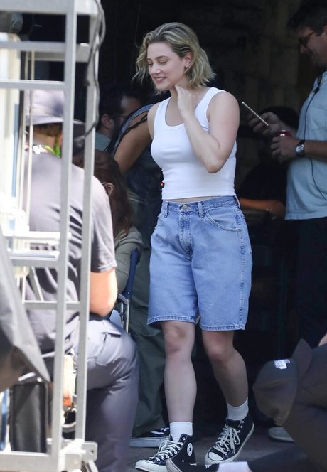 Lili Reinhart onlyfans hot