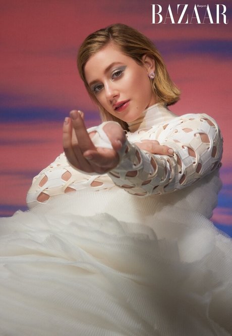 Lili Reinhart nude only fans leaks