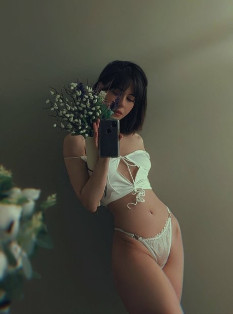 Aria Parker onlyfans leajs