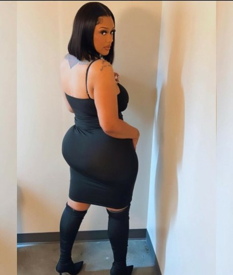Nunu Nellz onlyfans joi