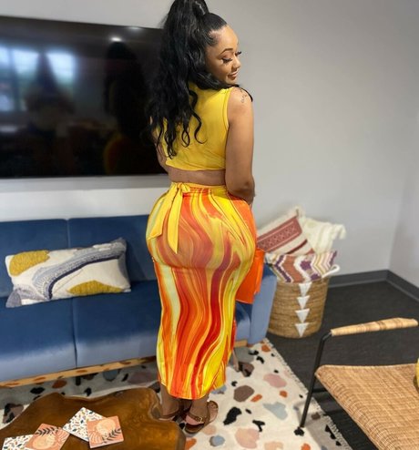 Nunu Nellz onlyfans nudes leaks