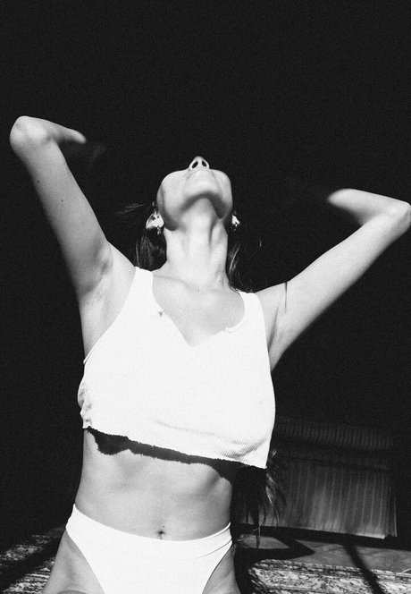 Desiree Flores leaks onlyfans porn