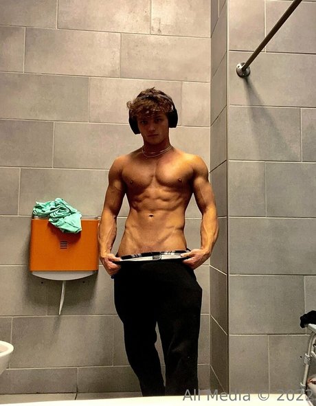 taylorsfree onlyfans leaked photos